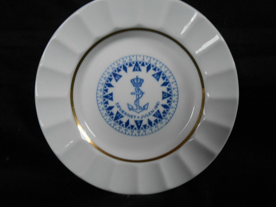 Porcelæn askebægre Royal