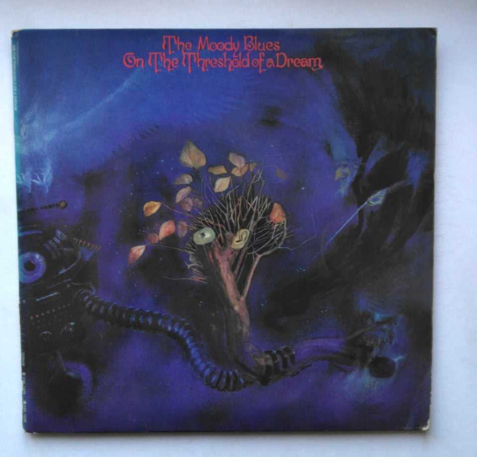 LP, Moody Blues, On the threshold of