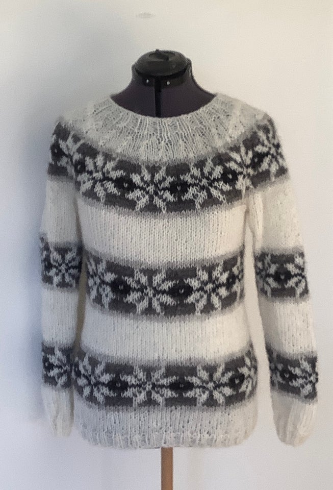 Sweater, FruStrik, str. 38