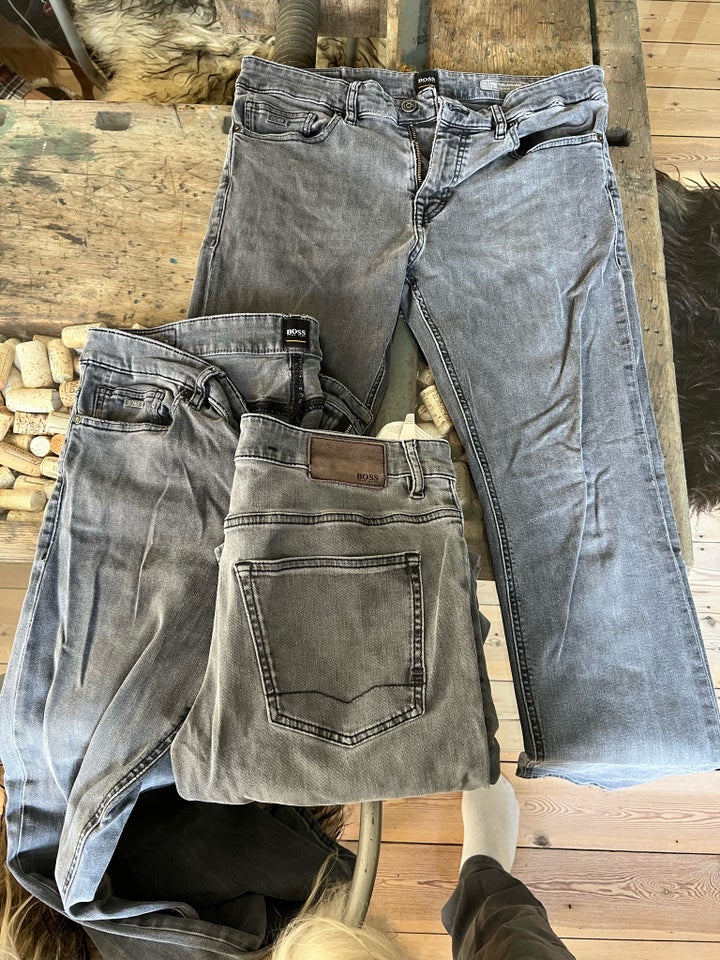 Jeans, Hugo, str. 32