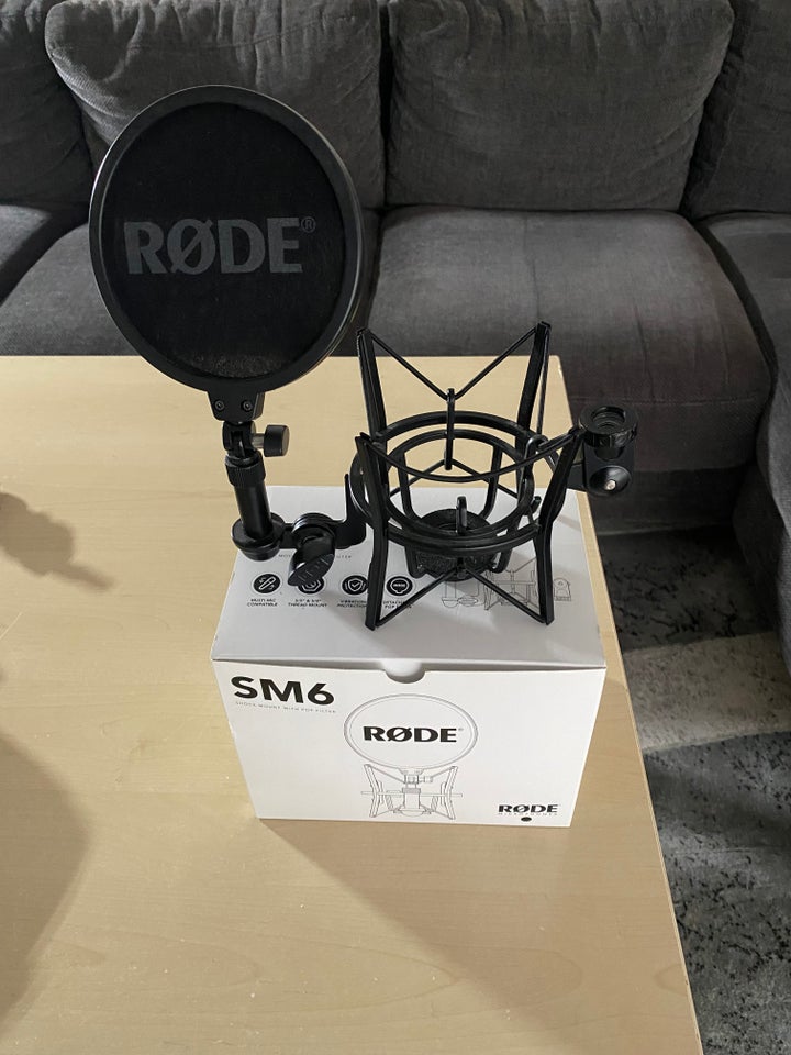 microfon, Røde nt2-a box