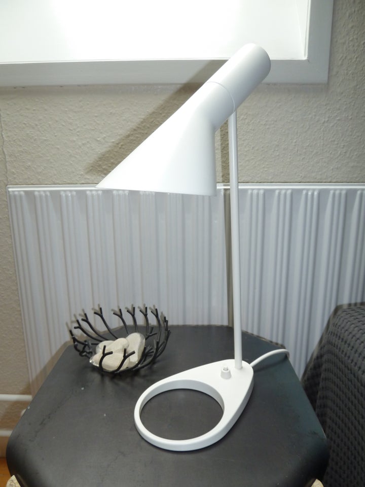 Lampe, Arne Jacobsen