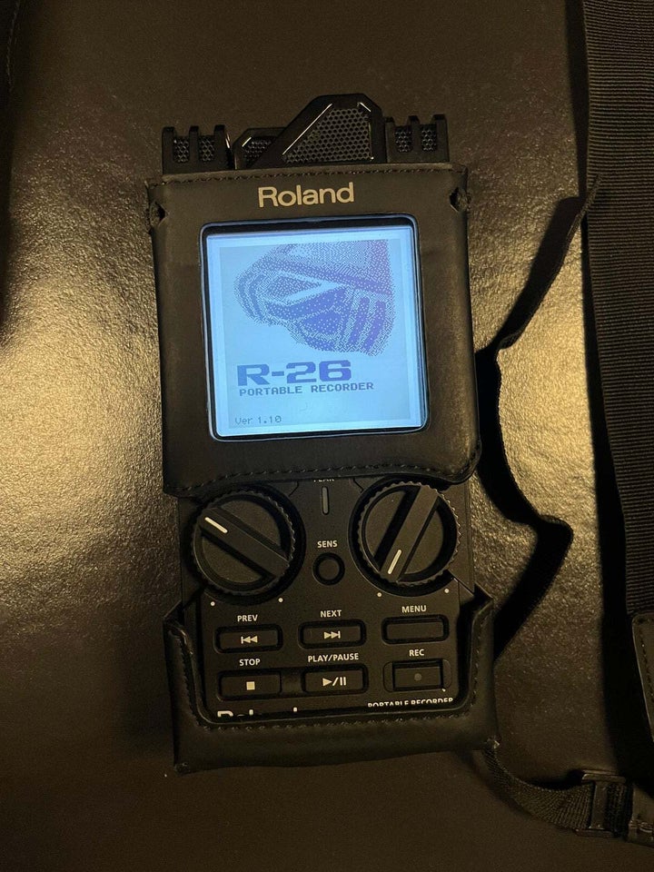 Recorder, Roland R26