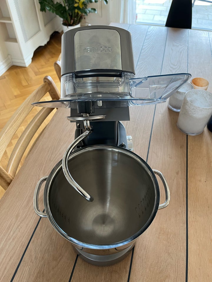 Kenwood chef xl titanium