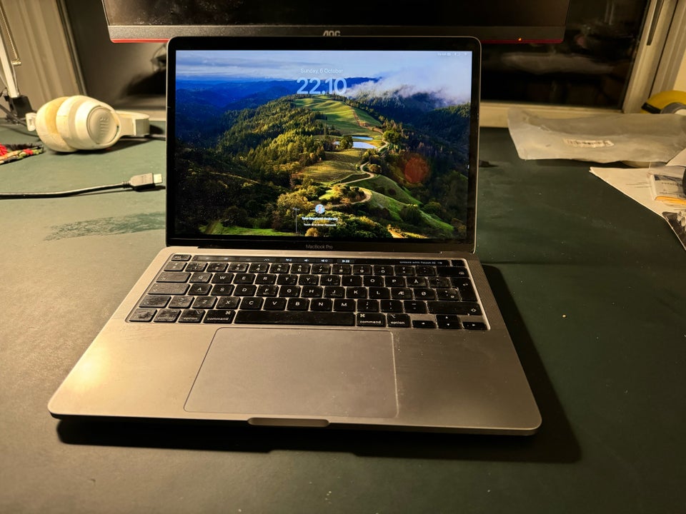 MacBook Pro, 13-inch, 2020