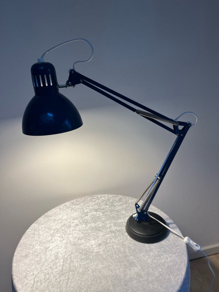 Arkitektlampe, Blå