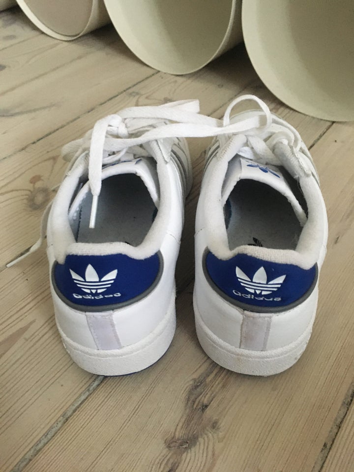 Sneakers, str. 40, Adidas