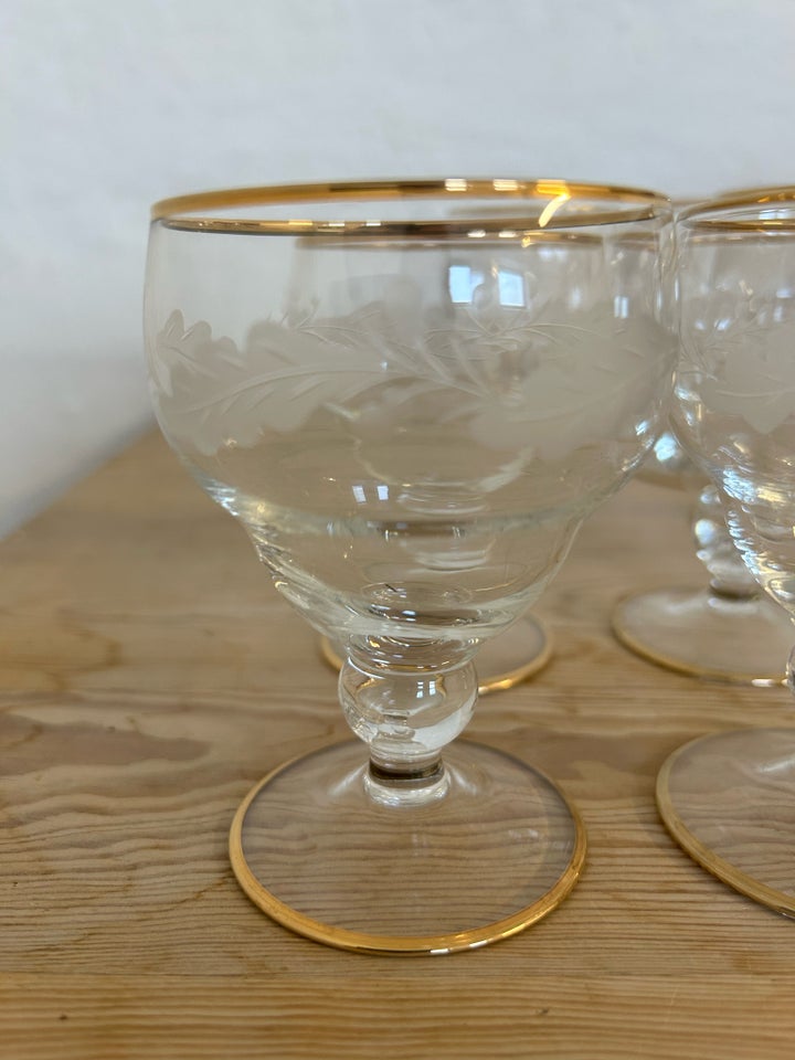 Glas, 5 rødvin 6 hvidvin, Ukendt-