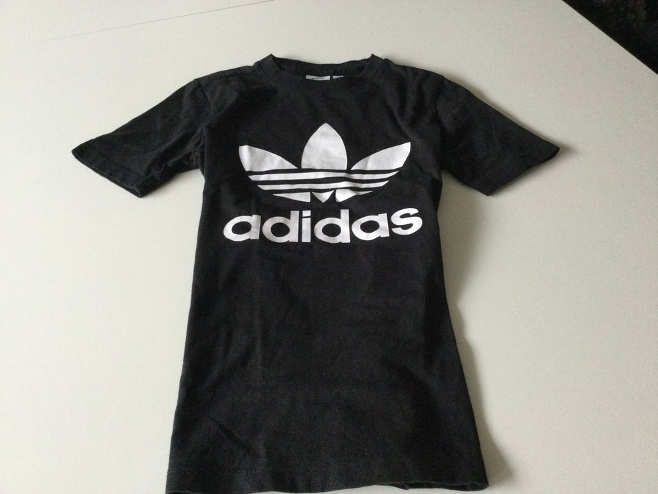 T-shirt, Adidas, str. 34