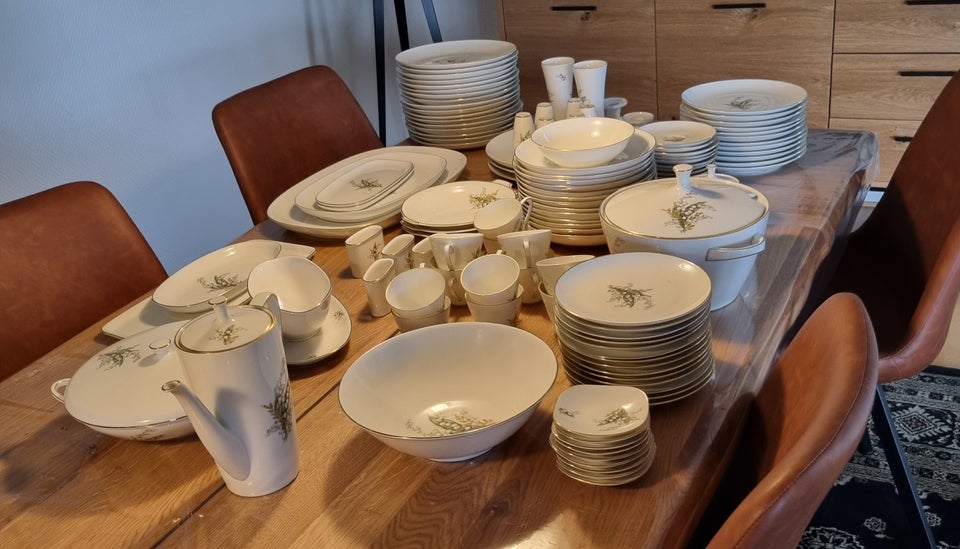 Porcelæn Stel til 12 personer