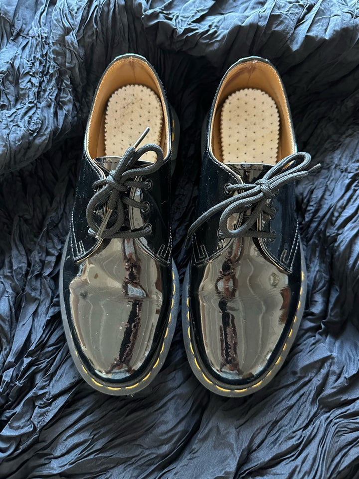 Anden damesko, str. 38, Dr. Martens