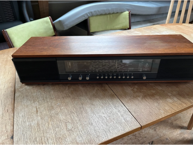 AM/FM radio, Bang  Olufsen,