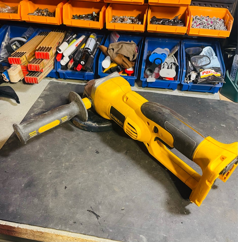 Vinkelsliber DeWalt