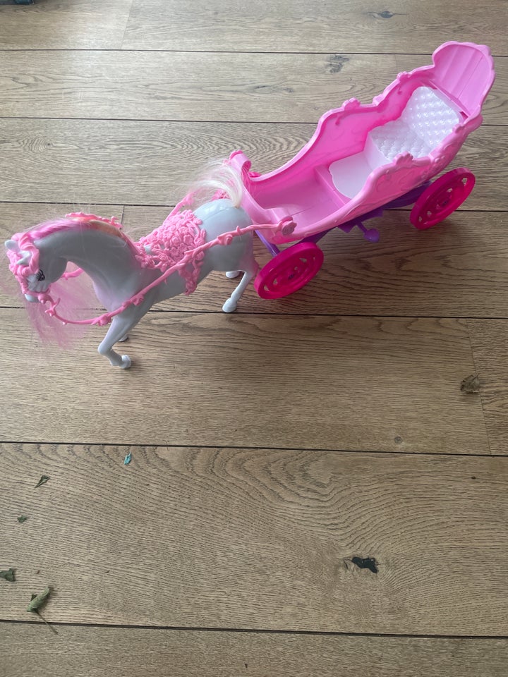 Barbie, Barbie hest med vogn