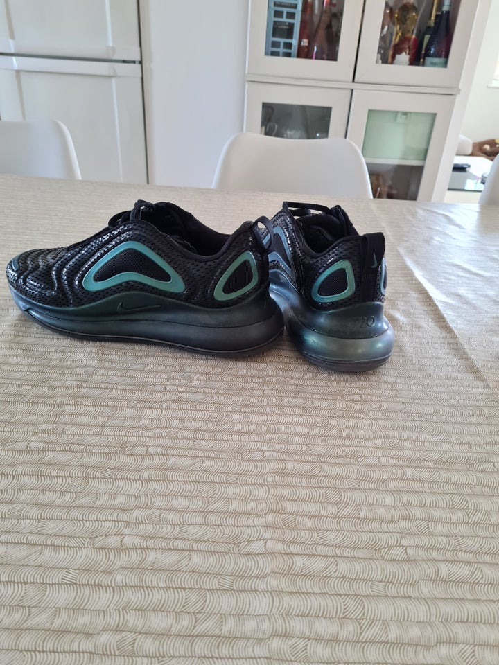 Sneakers, Nike air max 720, str. 42