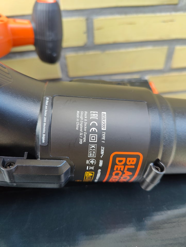 Løvblæser, Black  Decker