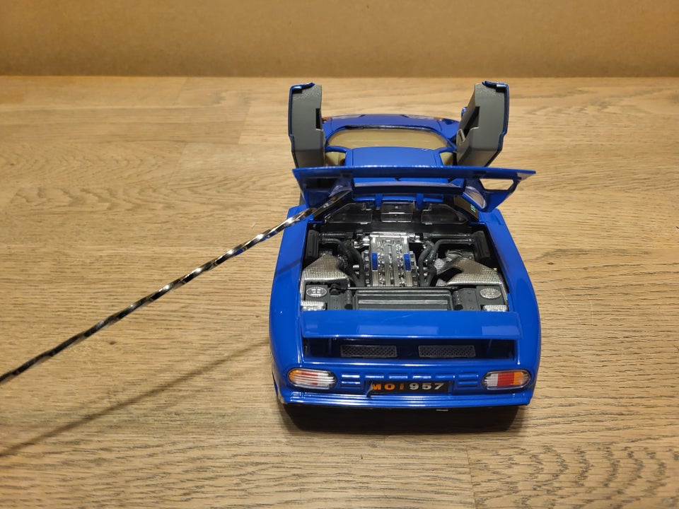 Modelbil, Bugatti 11 GB 1991, skala