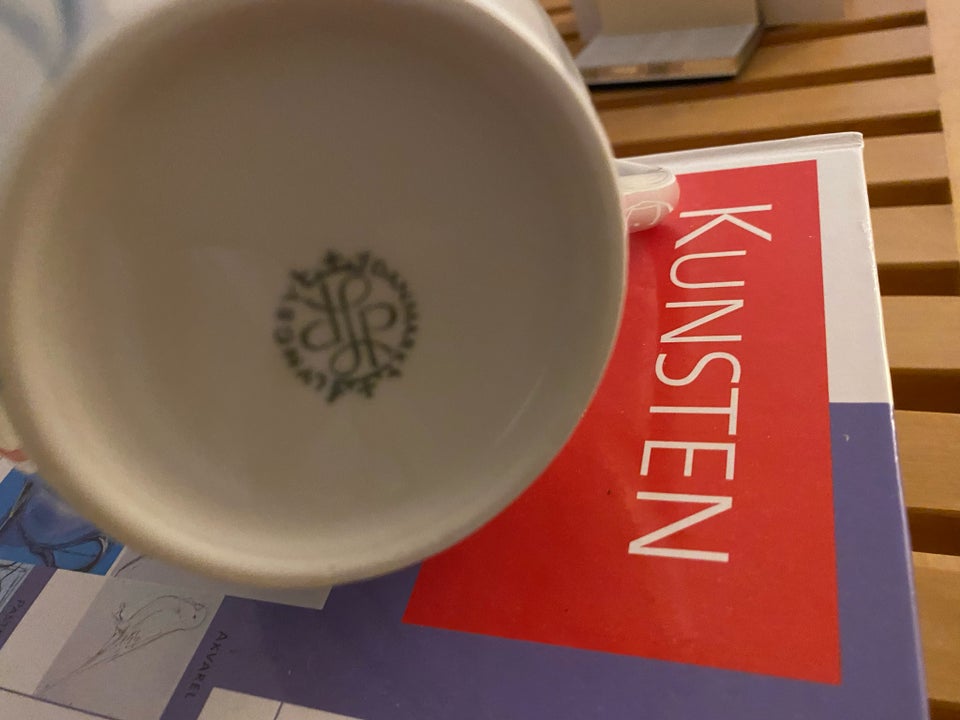 Porcelæn, Mælkekande/vandkande,