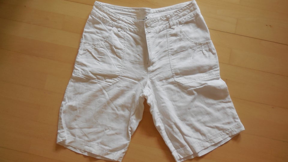 Shorts, Peppercorn, str. 40