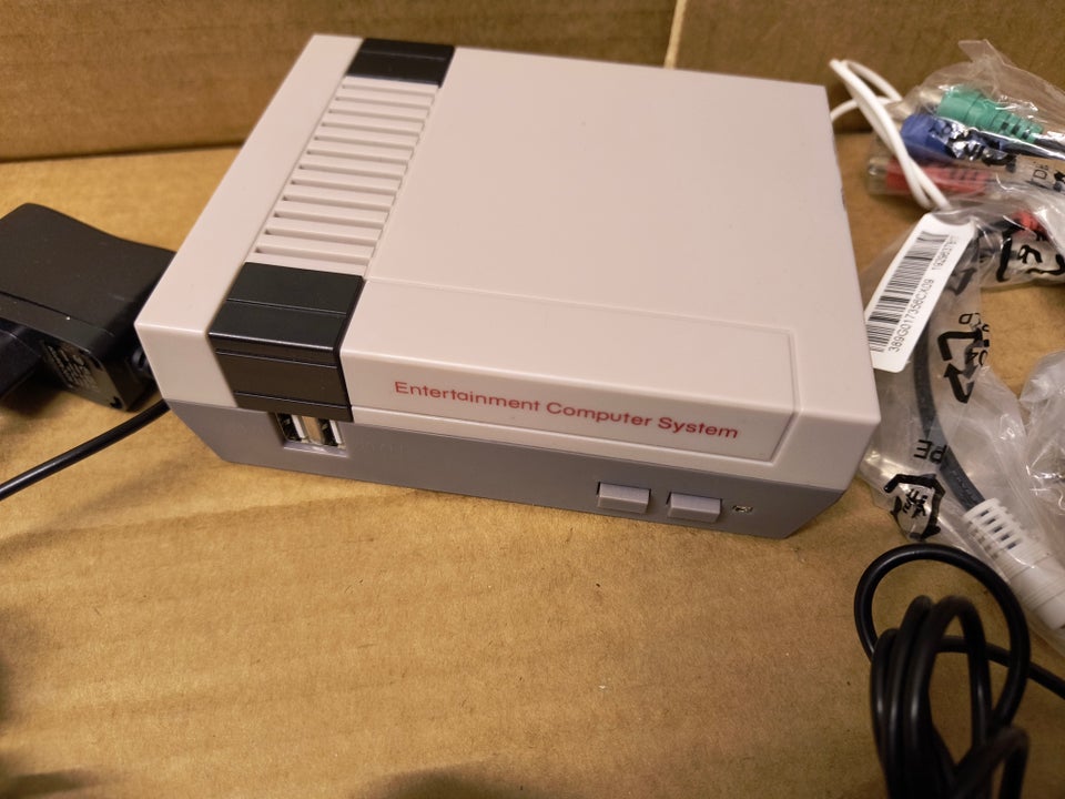 Nintendo NES, Mini