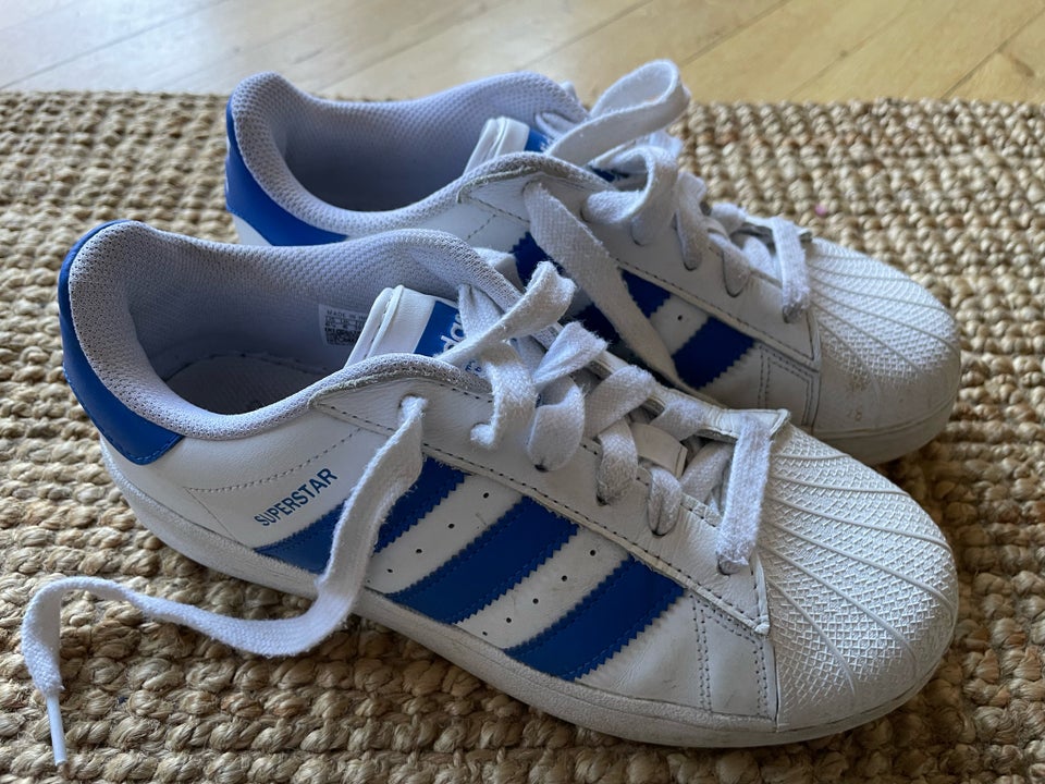 Sneakers, str. 39,5, Adidas