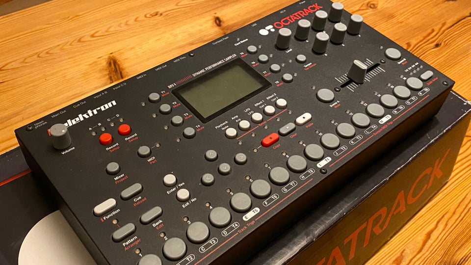 Sampler, Elektron Octatrack MK1