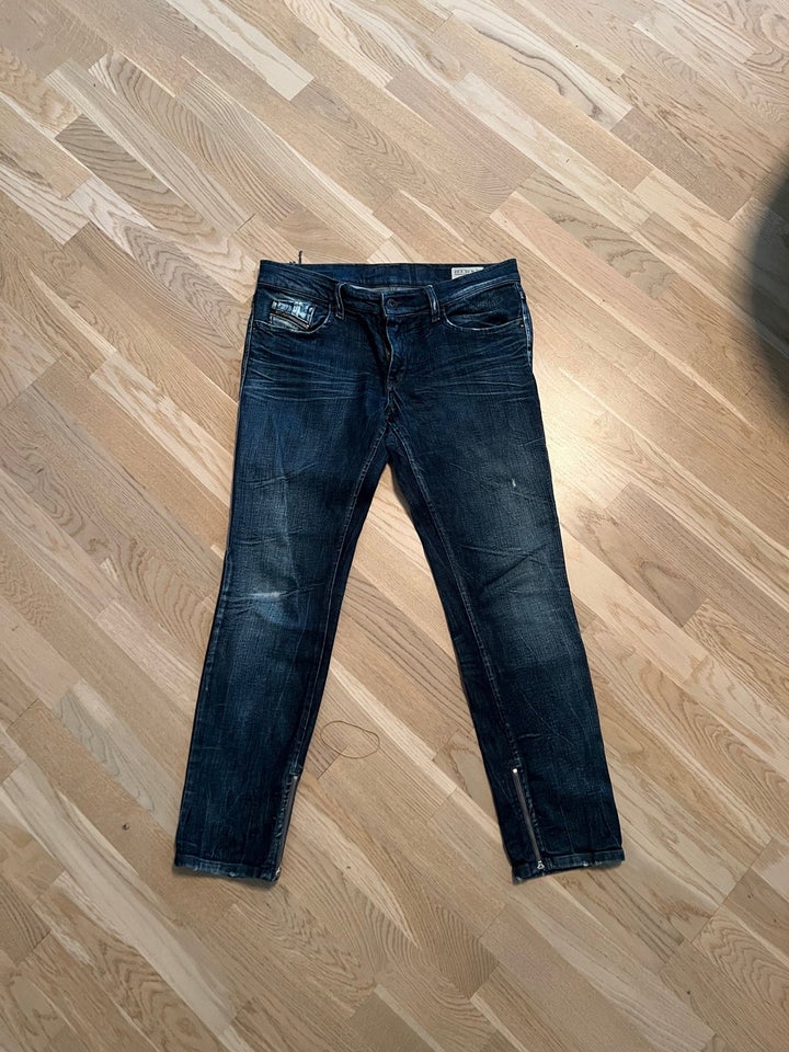 Jeans, Diesel, str. 30