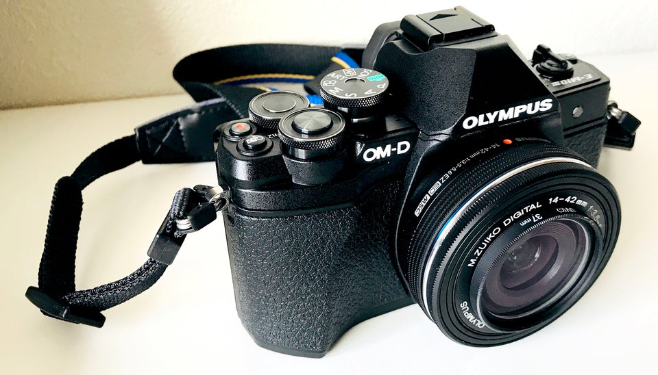 Olympus Olympus OM-D E-M10 III,