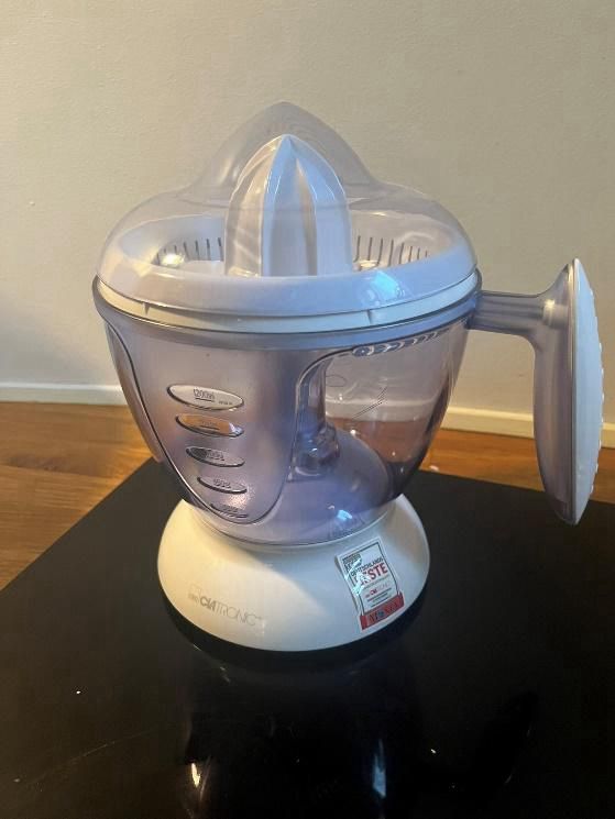 Juicer (brand new – never used)