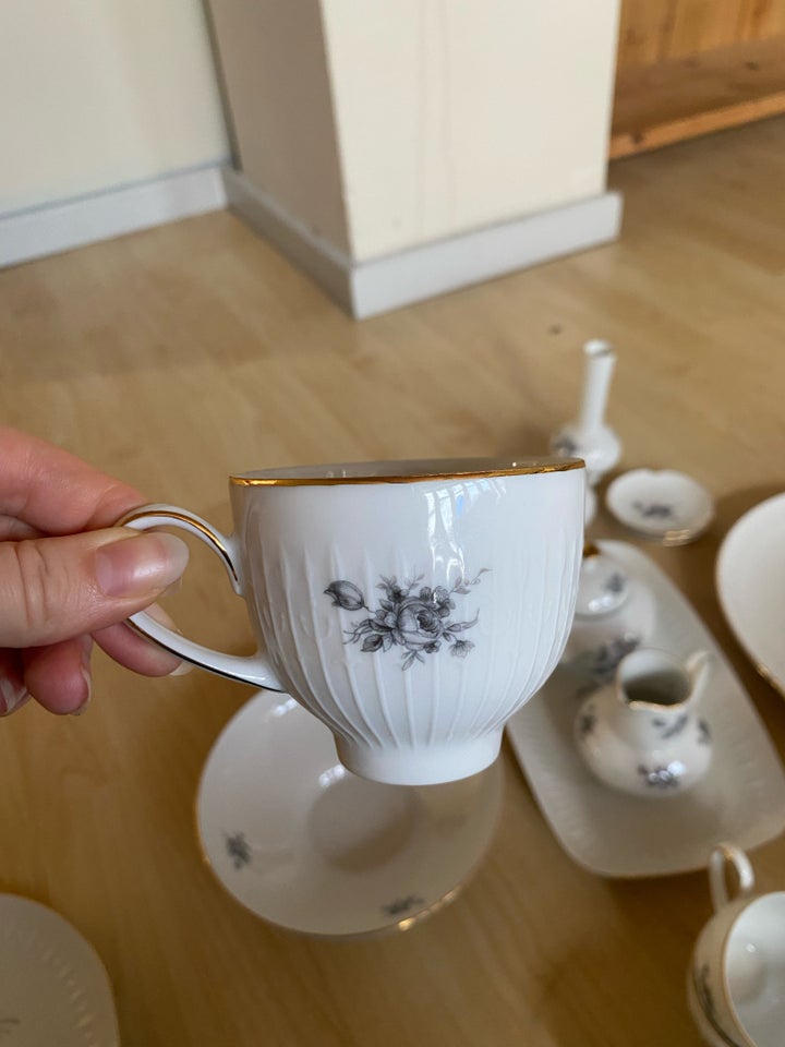 Porcelæn, Kaffestel, Edelstein