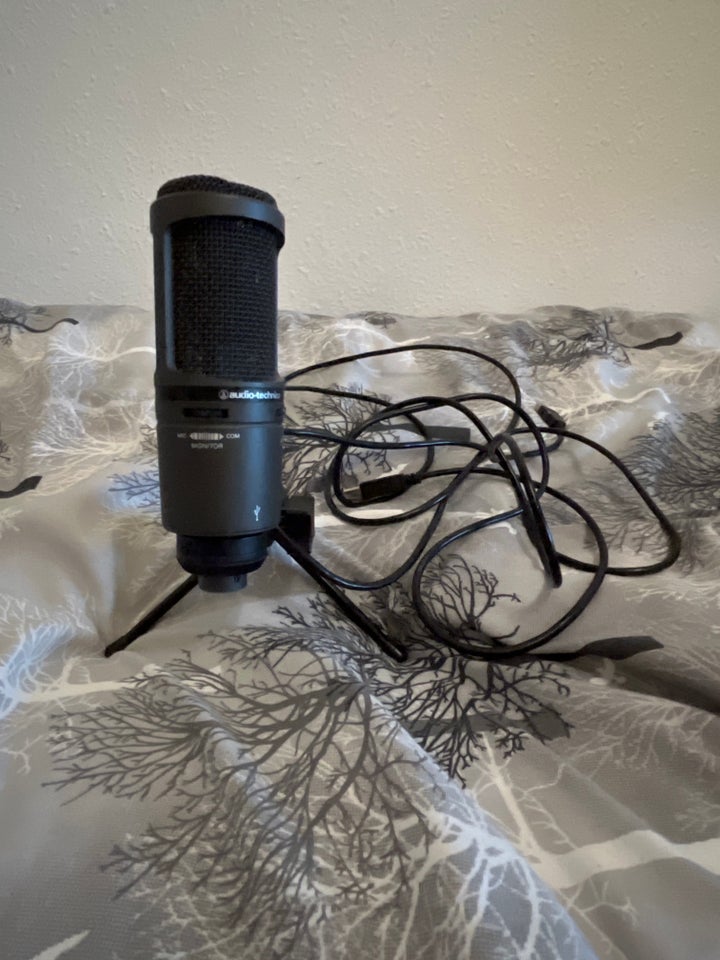 Audio-Technica 2020