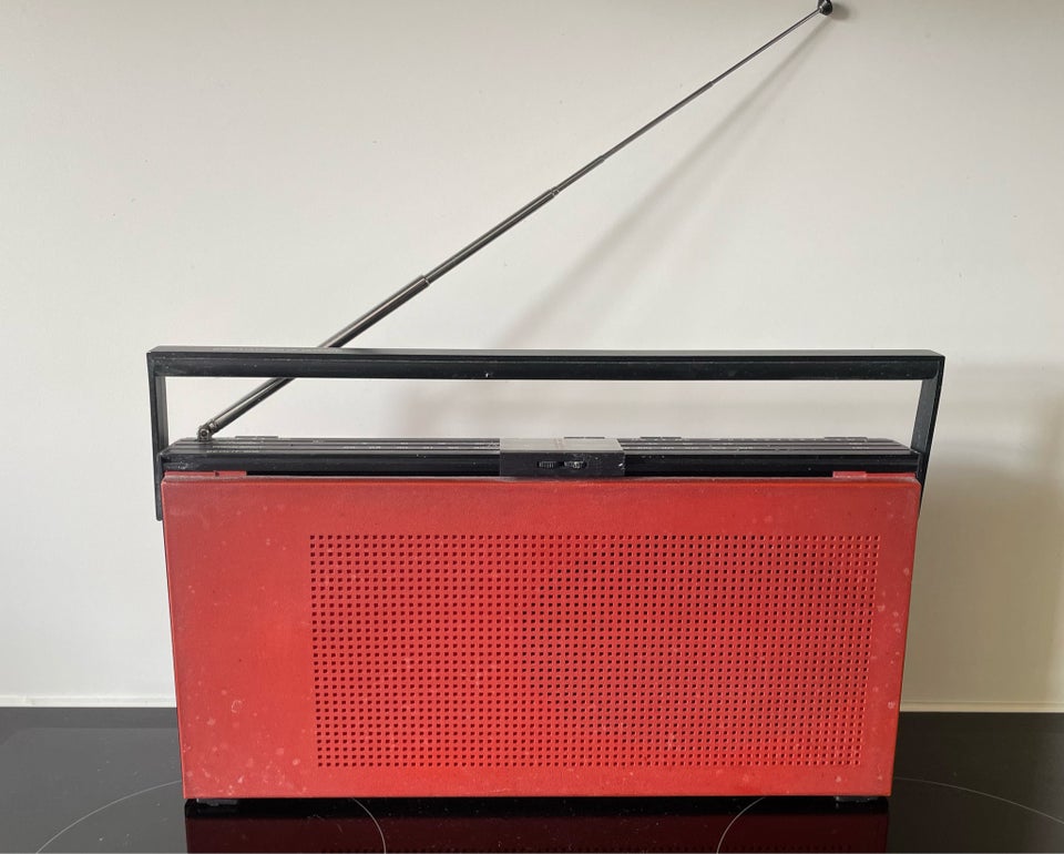 AM/FM radio Perfekt