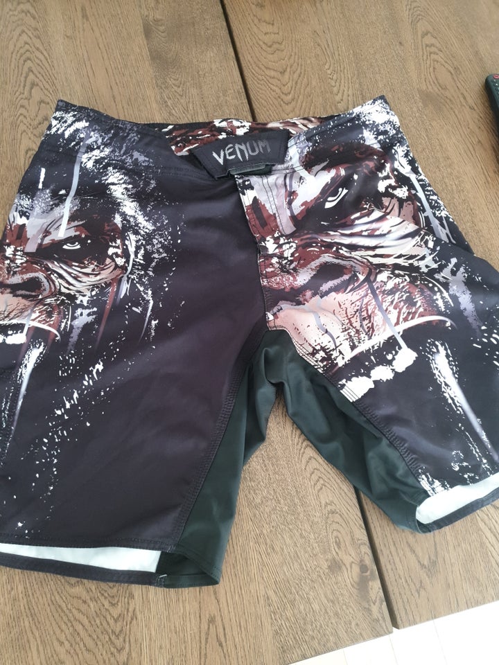 Andet MMA shorts Venum