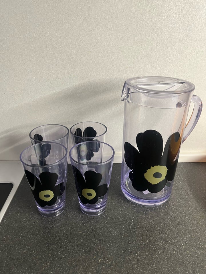 Marimekko kande og glas, Marimekko