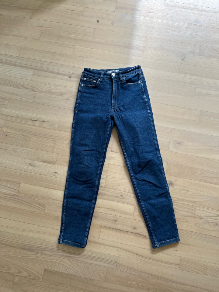 Jeans, Gestuz, str. 27