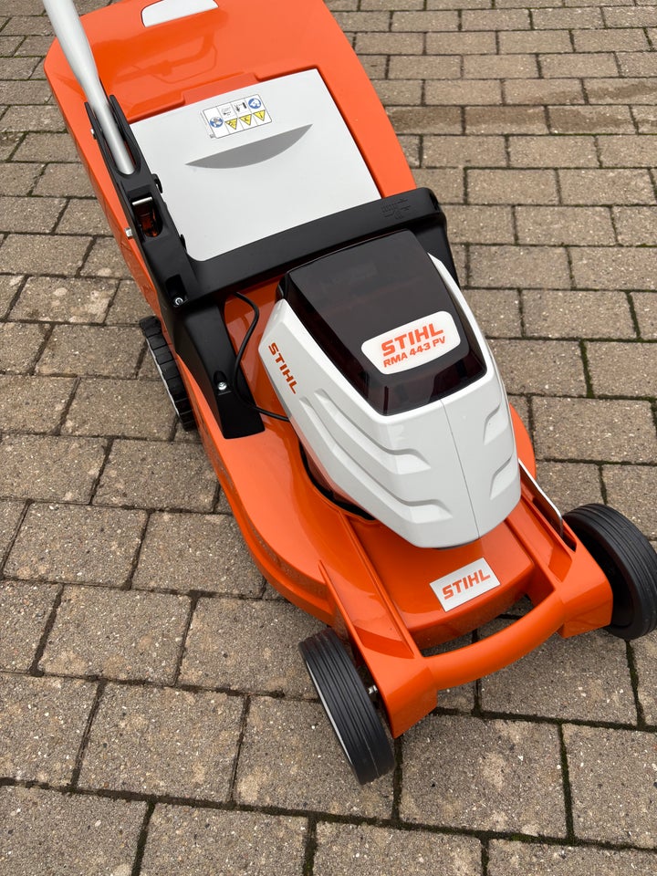 Elklipper, Stihl RMA 443.2 PV