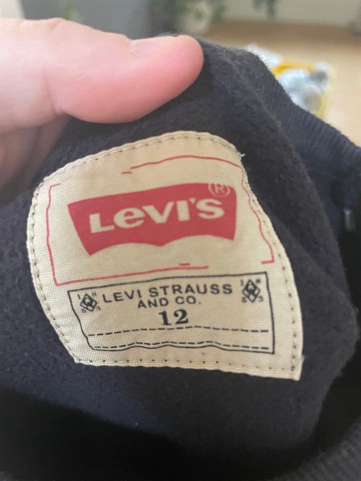 Sweatshirt, Sweatshirt, Levis