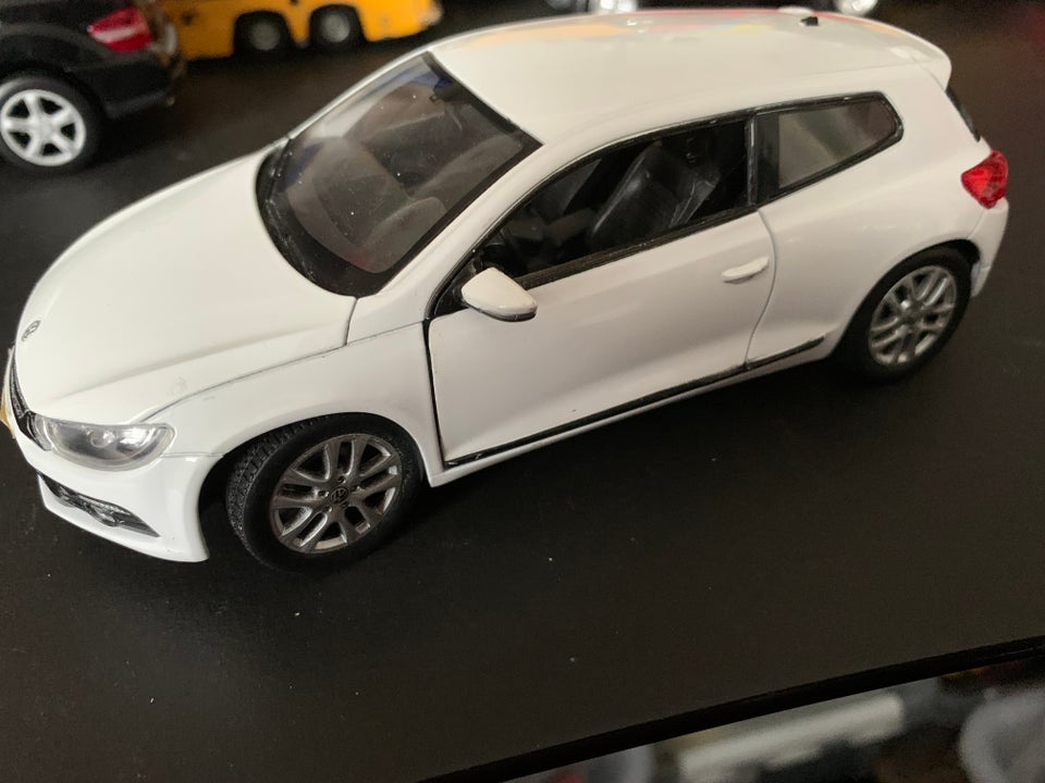 Modelbil VW, skala 1:24