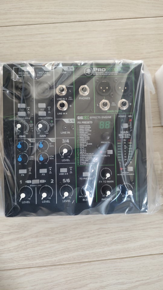 Mixer, Mackie Profx6v3