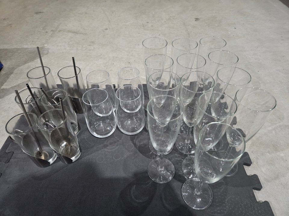 Glas diverse glas 23stk