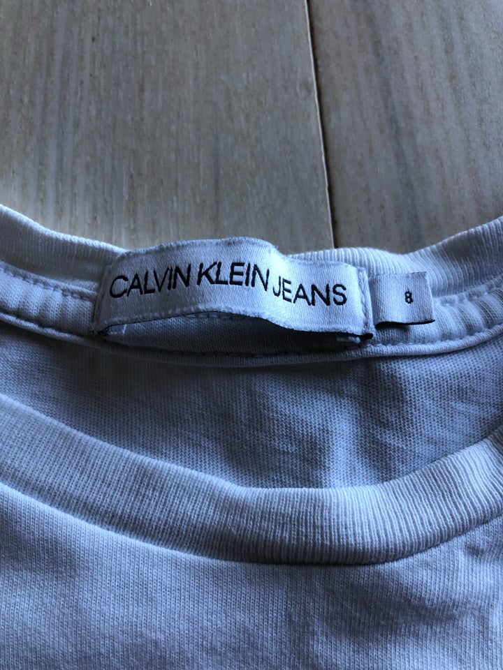 T-shirt, Tshirt calvin Klein str 8