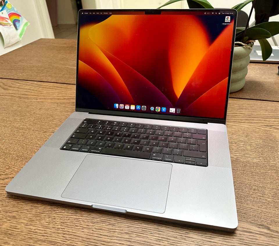 MacBook Pro 2021 16"