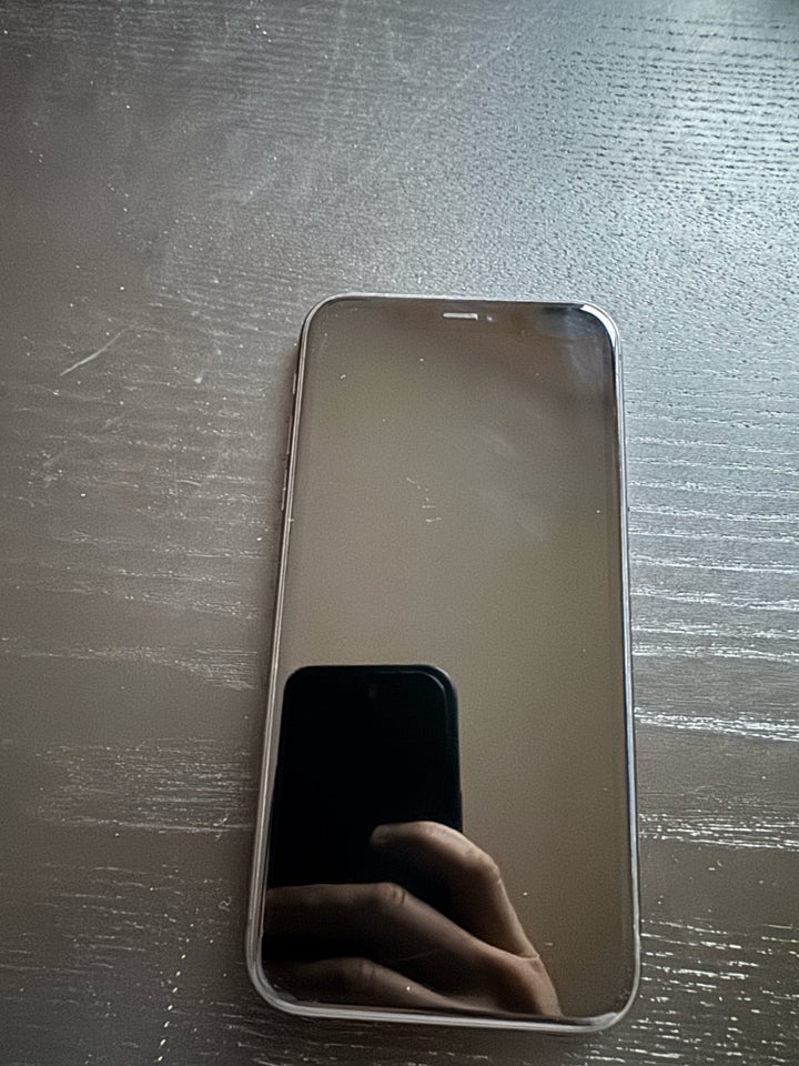 iPhone 11, 128 GB, sort