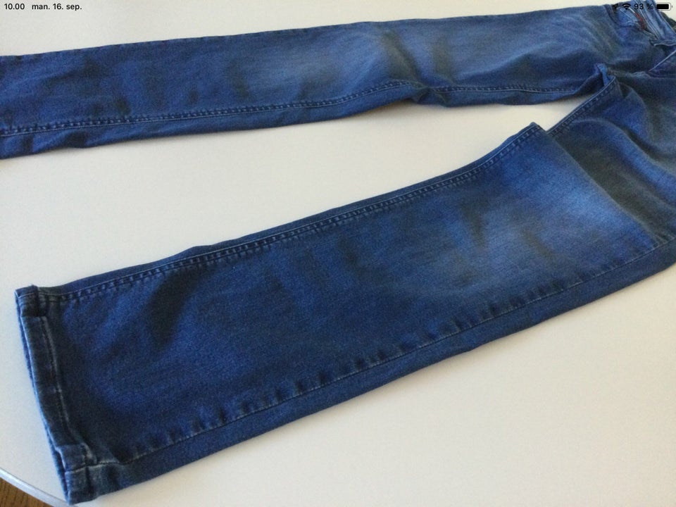 Jeans Hilfiger Demin str 26