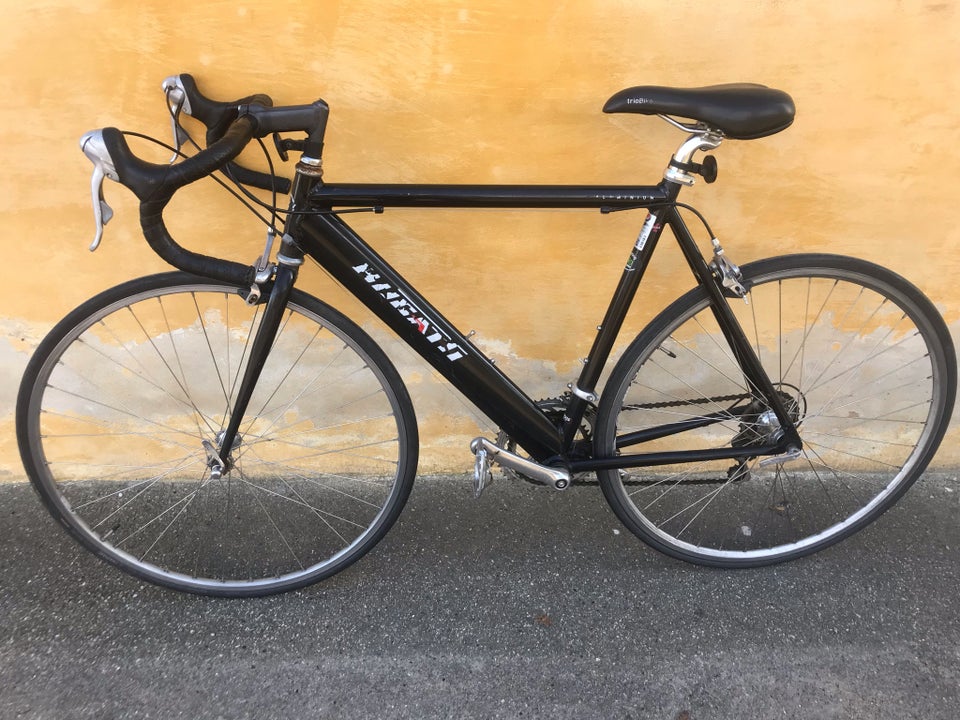 Herreracer, Bugatti, 56 cm stel