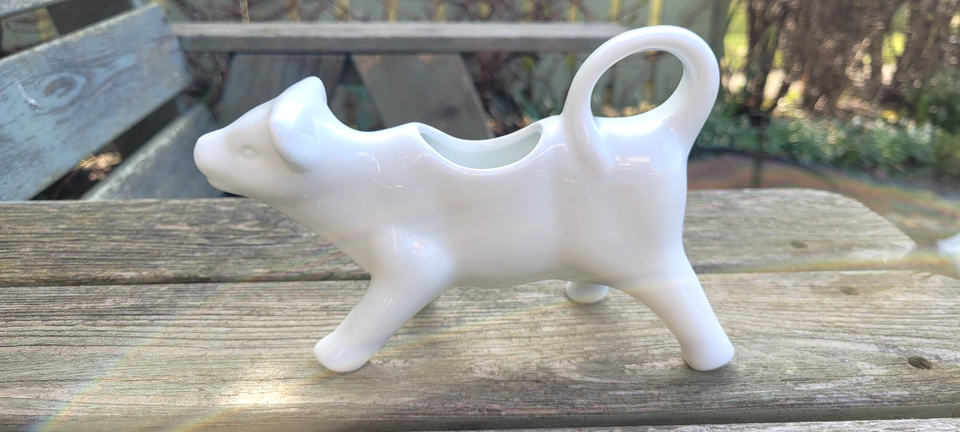 Porcelæn Kande formet som ko