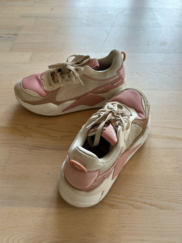 Sneakers str 41 Puma