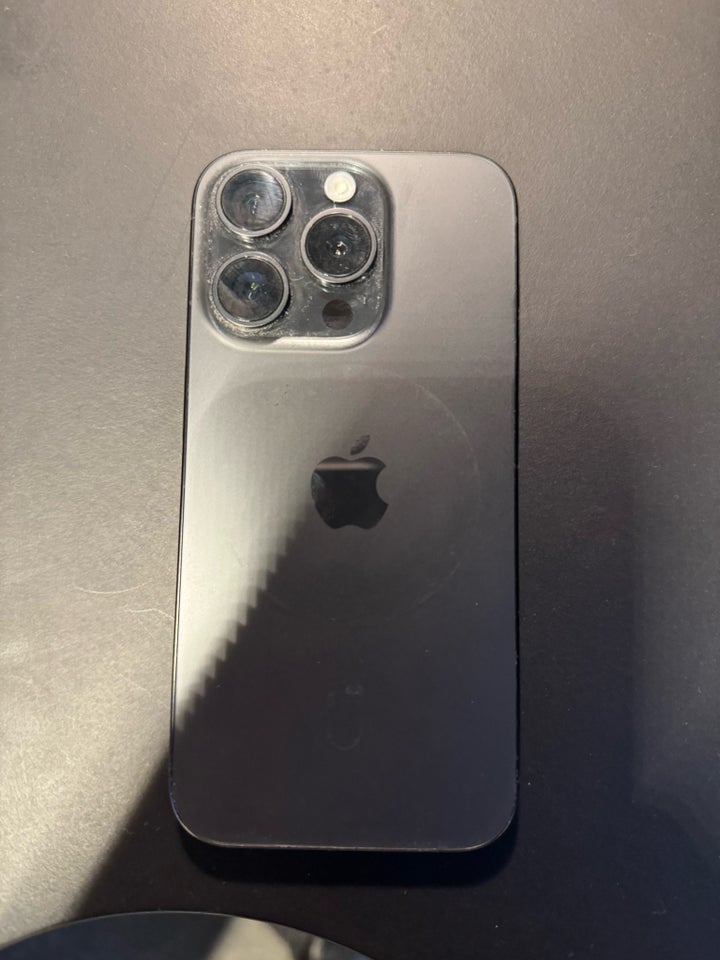 iPhone 15 Pro, 512 GB, sort