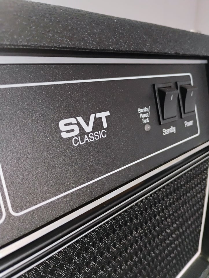 Basanlæg, Ampeg SVT Classic, 300 W