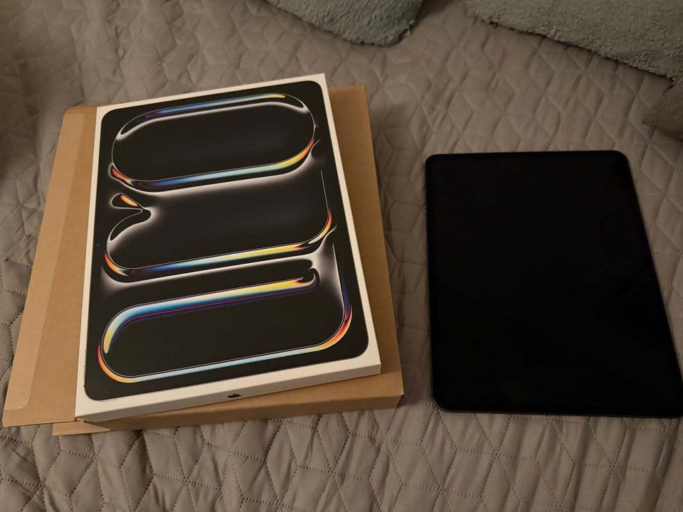 iPad Pro, 256 GB, sort